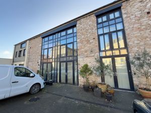 Photo 1- click for photo gallery